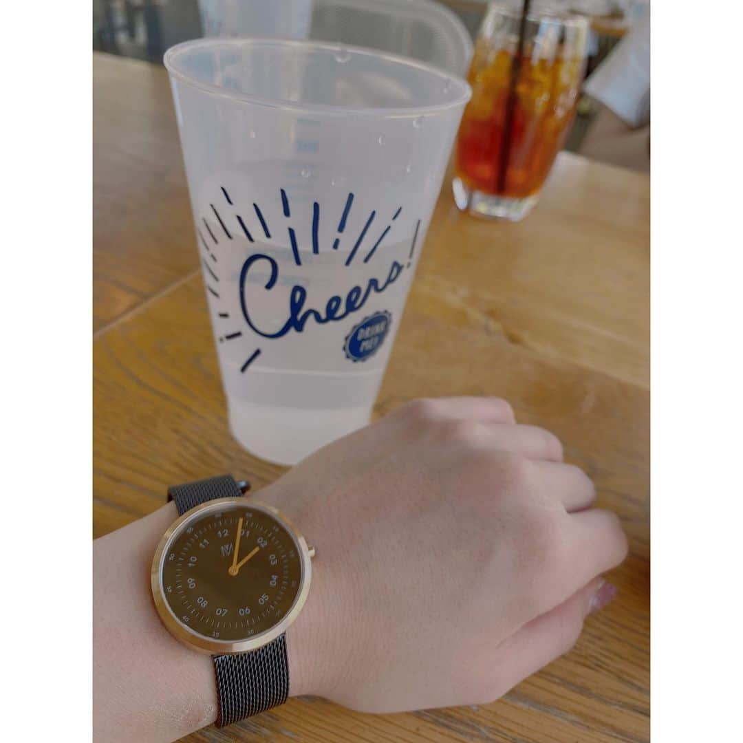 寺本明日香さんのインスタグラム写真 - (寺本明日香Instagram)「Smile❤ ・ ・ New hair color💇‍♀️✨ @akane_tom  ・ ・ New watch⌚✨ @mavenjapan  ・ ・ Thank you🥰  #マベンウォッチ#腕時計 #ヘアカラー#ヘアスタイル」4月24日 22時02分 - teramoto_asuka