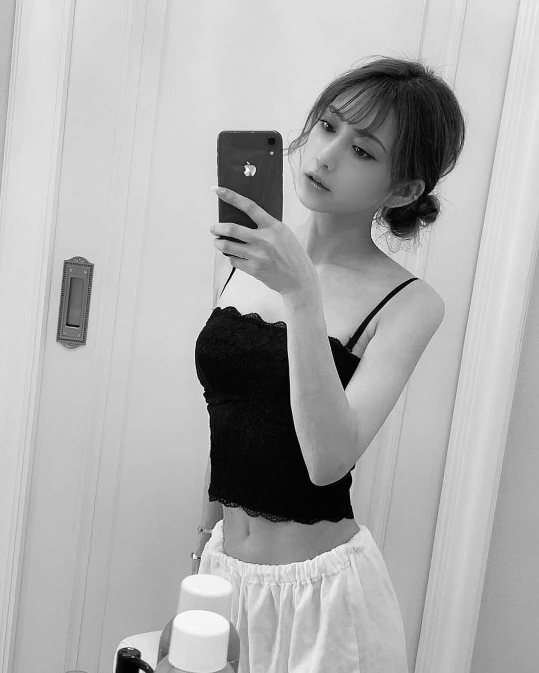 加賀美早紀のインスタグラム：「おやすみ🌙」