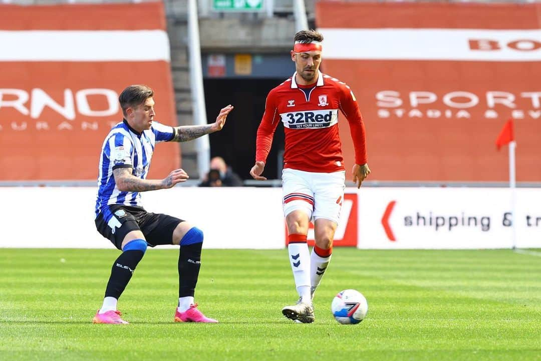 グラント・ホールさんのインスタグラム写真 - (グラント・ホールInstagram)「Great win from the lads today ⚽️🤕🔥 congratulations @josh_co8urn on your first goal fully deserved 🙌🏻 time to rest up and go again at Luton #UTB」4月25日 2時53分 - hally_91