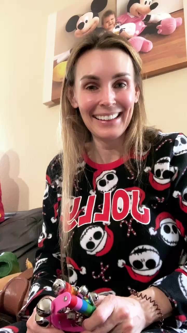 ターニャ・テイトのインスタグラム：「Thank you to everyone who joined me and Ozzie this morning. Special shout out to the people who sent badges and the person who sent the gift ❤️」