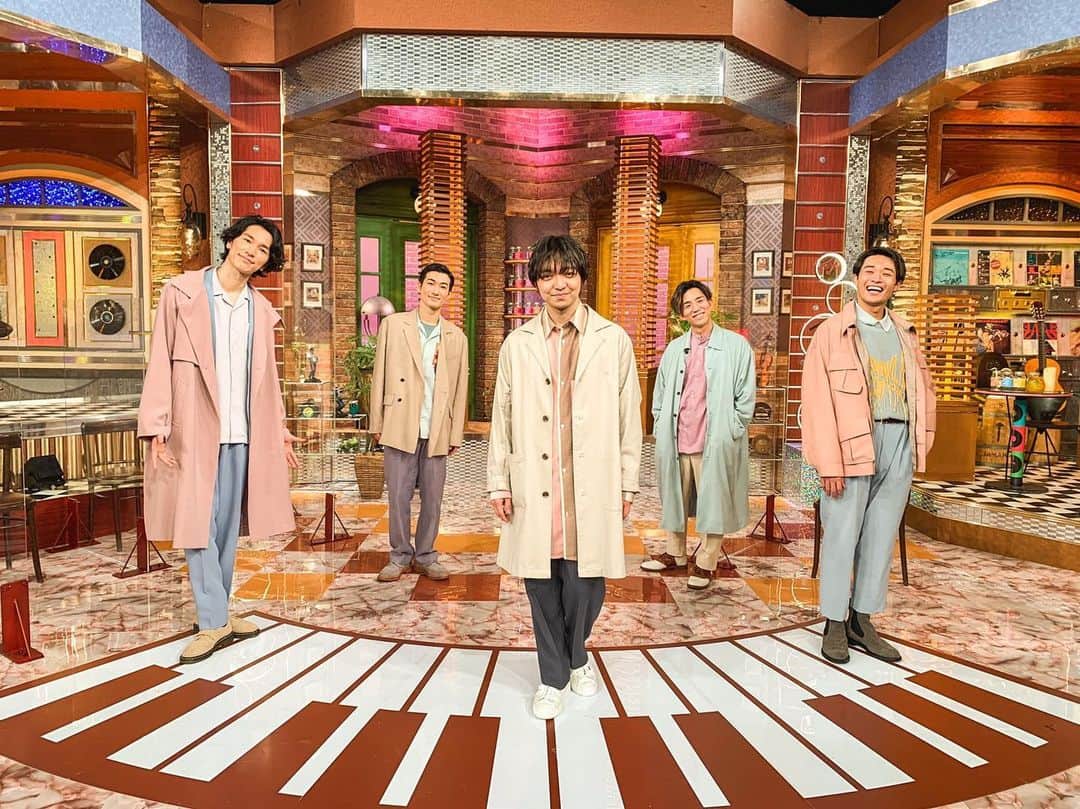 shojiのインスタグラム：「本日23:00から関ジャムです！ 大知君とガッツリ1時間、むしろ収録は熱く語り過ぎて大きく時間をオーバーして、それでも喋りきれないくらいでしたが、本当に愛が溢れた収録でした！ ぜひご覧ください！ #シッキン #三浦大知　#シットキングス　#stkgz #関ジャム　#テレビ朝日　#感想もお待ちしてます！」