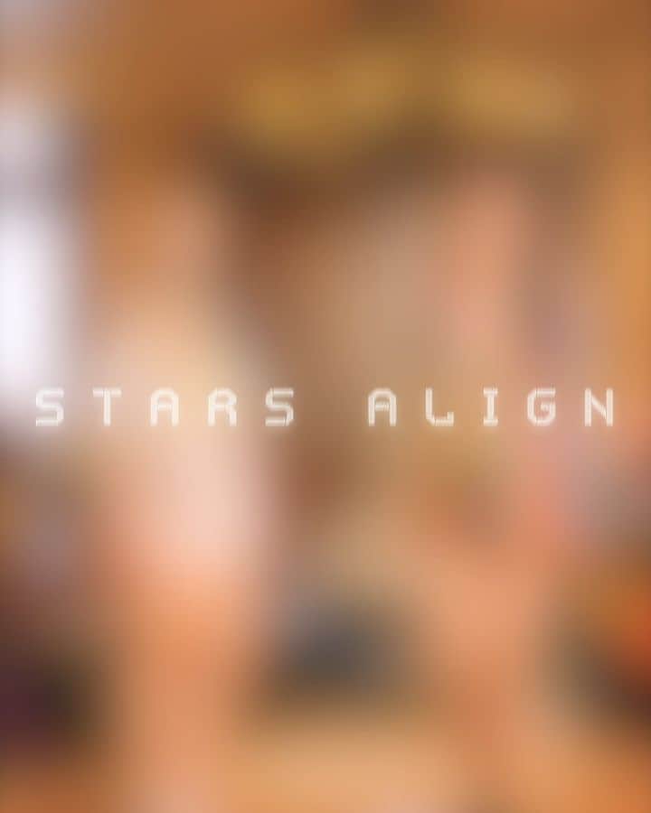 ジョリン・ツァイのインスタグラム：「防疫時尚怎能等🤪🤪😝😝🤗 #洗手舞 #starsalign #tiktok」