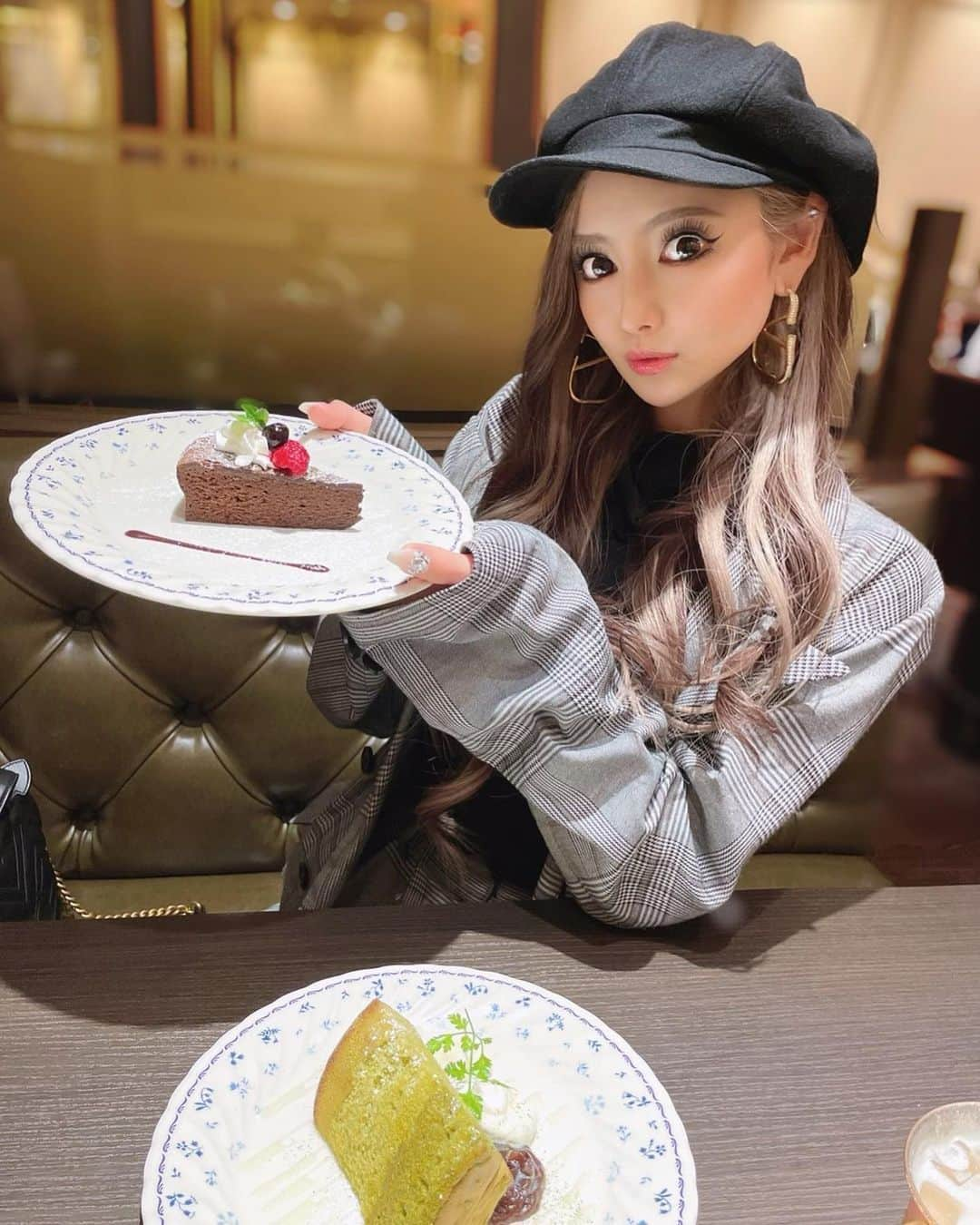 葉月芽生さんのインスタグラム写真 - (葉月芽生Instagram)「🧁🍴💕  いっぱい食べた日😚💗  甘いものすきー！  #cake  #love  #happy」4月25日 19時23分 - mei_hazuki