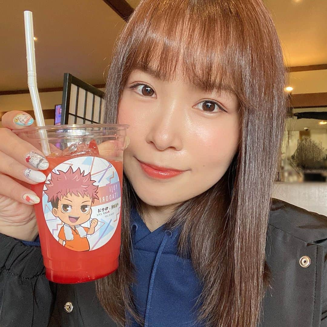 河合あすなさんのインスタグラム写真 - (河合あすなInstagram)「極楽湯行ってきた〜☺️♨️  コラボメニュー美味しかったし😋グッズも手に入り楽しい一日でした(((o(*ﾟ▽ﾟ*)o)))  #極楽じゅじゅやすみ #極楽湯 #らくスパ #呪術廻戦 #コラボ #充実した休日 #幸せごはん」4月25日 19時18分 - kawai__asuna