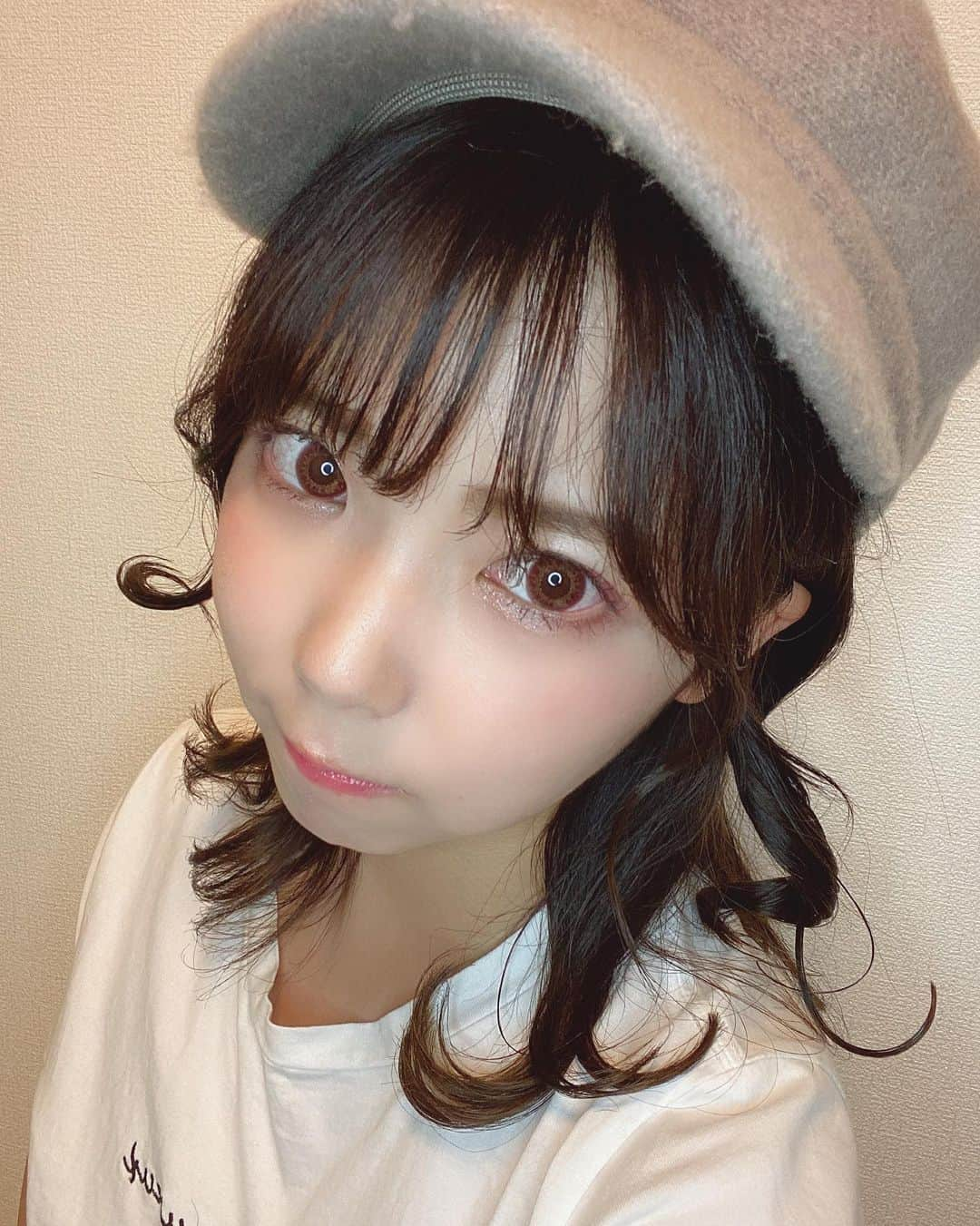 堀江りほさんのインスタグラム写真 - (堀江りほInstagram)「にゅうへあ💓  #ヘアー #hair #ヘアスタイル #イメチェン #グラビア #グラビアアイドル #gravure #黒髪 #アッシュ #アイドル #idle #性感內衣 #性感美女 #セルフィー #japan #japanese #japanesegirl #instalike #instagood #instagram」4月25日 21時21分 - riho_horie