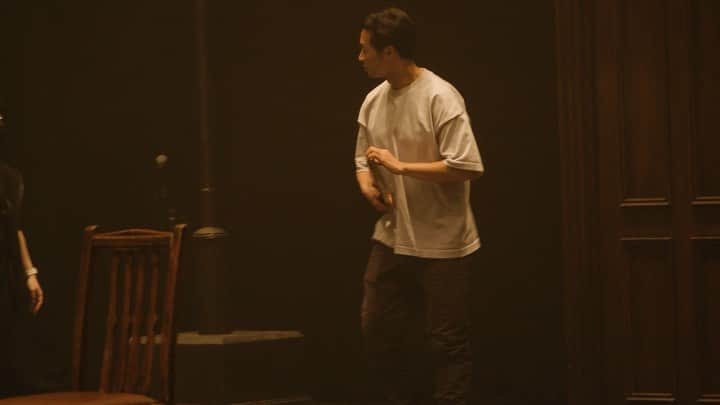 shojiのインスタグラム：「朗読xダンスの舞台「My Friend Jekyll」東京公演、全公演無事に終了しました！ ご来場頂いた皆様、本当にありがとうございました！ ステージに立てる事が当たり前ではなくなってしまった今、改めてステージに立つ喜びを実感させて頂きました。 今回来れなかった方の為にも、もっと成長して皆さんに力を与えられるようにこれからも頑張ります！！ We done all the stages in tokyo for our reading and dancing show “My friend Jekyll”. Performing on the stage is no longer normal, but I appreciate that we could perform in front of audience!!! Thank you for coming to see our show!!!  #シッキン #stkgz #シットキングス　#マイフレンドジキル #myfriendjekyll #持田将史　#小栗基裕 #JIN #TOBITA #瀬戸山美咲　#大阪公演無事開催を願って　#支えてくれた最高のスタッフに感謝！」