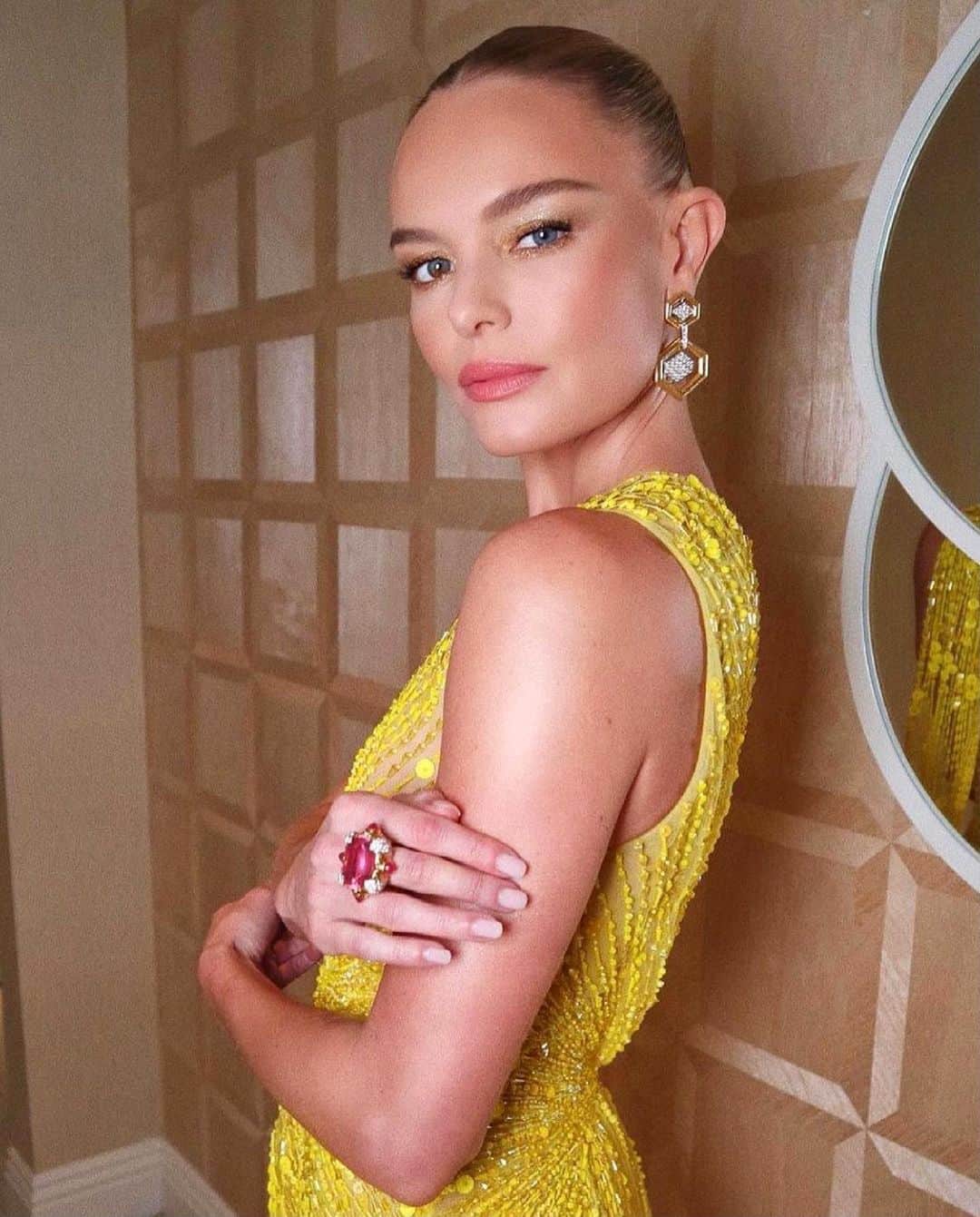 ケイト・ボスワースのインスタグラム：「Two of my favorite dresses ever 🥰✨ #oscars」