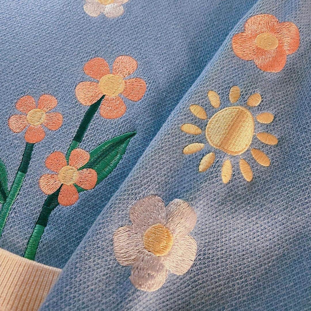 meyocoさんのインスタグラム写真 - (meyocoInstagram)「☀️🌸 Spring Day Cardigan 🌸☀️ has been restocked and is now available in sizes S-4XL! It’s 100% cotton jacquard knit cardigan with embroidered details + flower buttons. ✨☀️ Link in bio! (Apparel store)」4月26日 22時46分 - meyoco