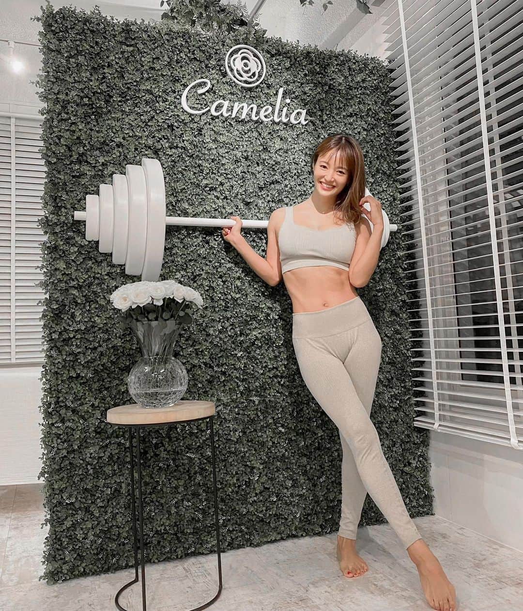 紺谷みえこのインスタグラム：「いつかの🏋️‍♀️゛♡♡♡  #スポーツ #ヨガ #腹筋  #トレーニング #ファッション #ワークアウト #スポーツウエア  #女子  #モデル #スポーツ #環境女子　#머슬  #selfie #Athleisure #workout  #training #model #sports  #fashion  #mie_fit  #sdgs #muscle #beautiful #body #cool #motivation #좋아요반사  #일상 #일본인  #일본인 #幸せ #水着」