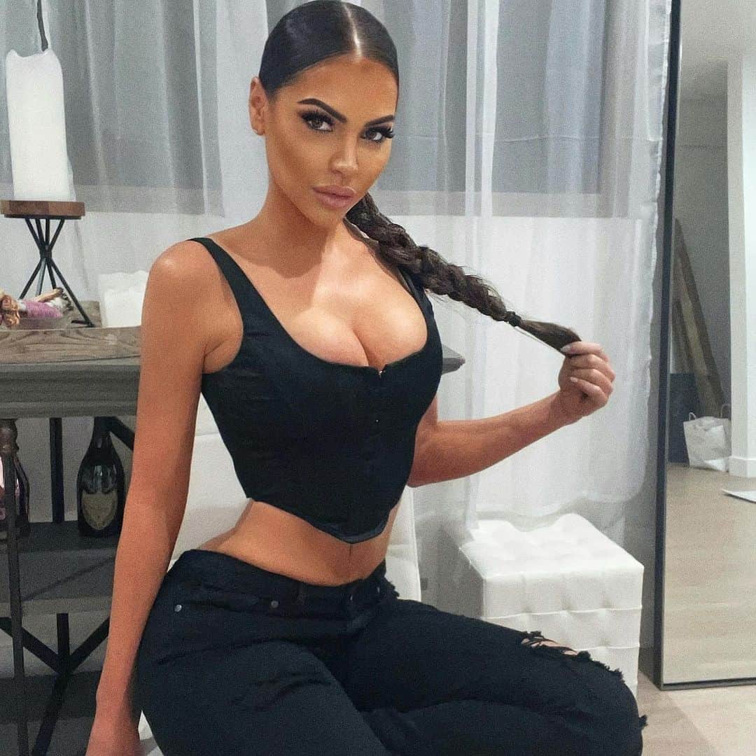 のインスタグラム：「♠️」