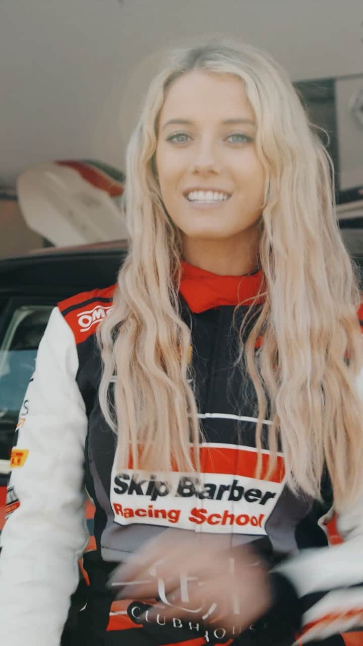 Lindsay Brewerのインスタグラム：「Check out my full video of this race on my YouTube channel! Link in bio❤️🏁」