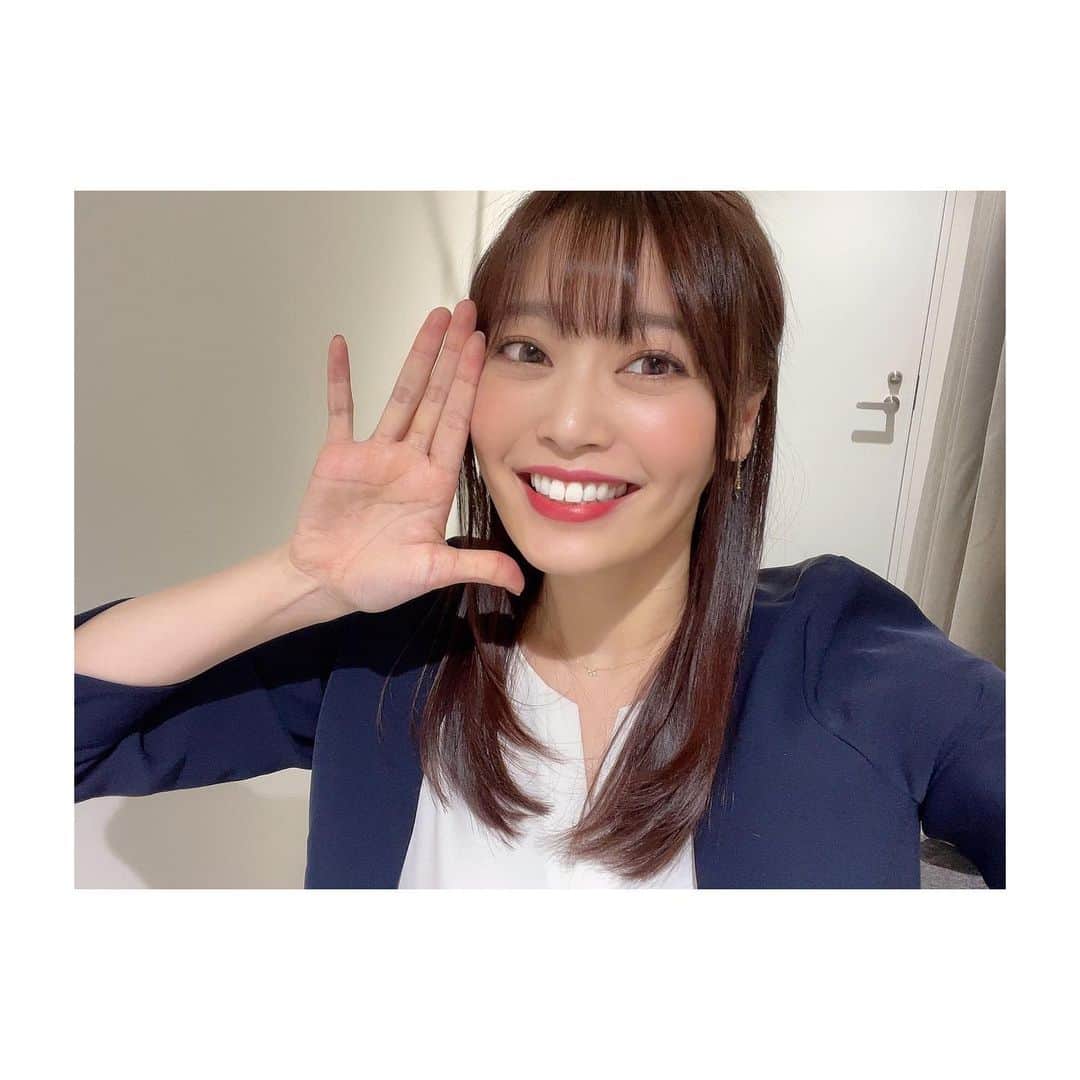 松本圭世のインスタグラム：「. Mリーグセミファイナル 開幕前に美容院で整えてました！♡  トリートメントはサラサラで！ とオーダー😋✨ 2週間以上経ったけど サラサラ維持中で嬉しい。  💈 @littlekuruku  ✂️ @takeuchiharuna_t   いつもお世話になっている #リトルヘアサロン 今回は銀座(´∀｀*)  さてさて 今夜も激戦必至の Mリーグセミファイナル！ どきどき  #女子アナ　#アナウンサー　#フリーアナウンサー #美容院　#綺麗になりたい　#恋もしたい　#でも1人って楽だよね← #98歳まで生きると言われました　#手相　#instagood #followｍe  @little_anemone_salon」