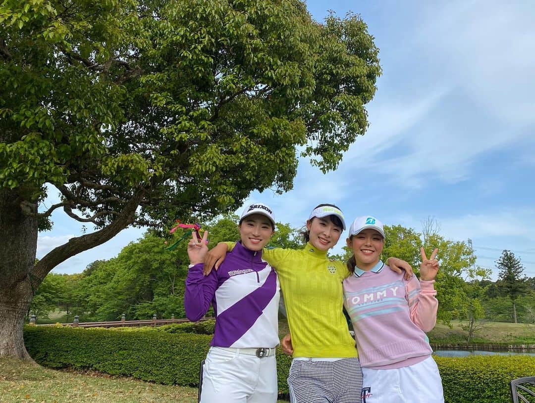 吉田有里さんのインスタグラム写真 - (吉田有里Instagram)「私たち3人チームKGAの卒業生です😊 すごくたくさんお世話になったのでこれからたくさん恩返ししたいです☺️🙇‍♀️✨ ・ ・ #関東ゴルフ連盟」4月27日 17時57分 - yuri_yoshida__