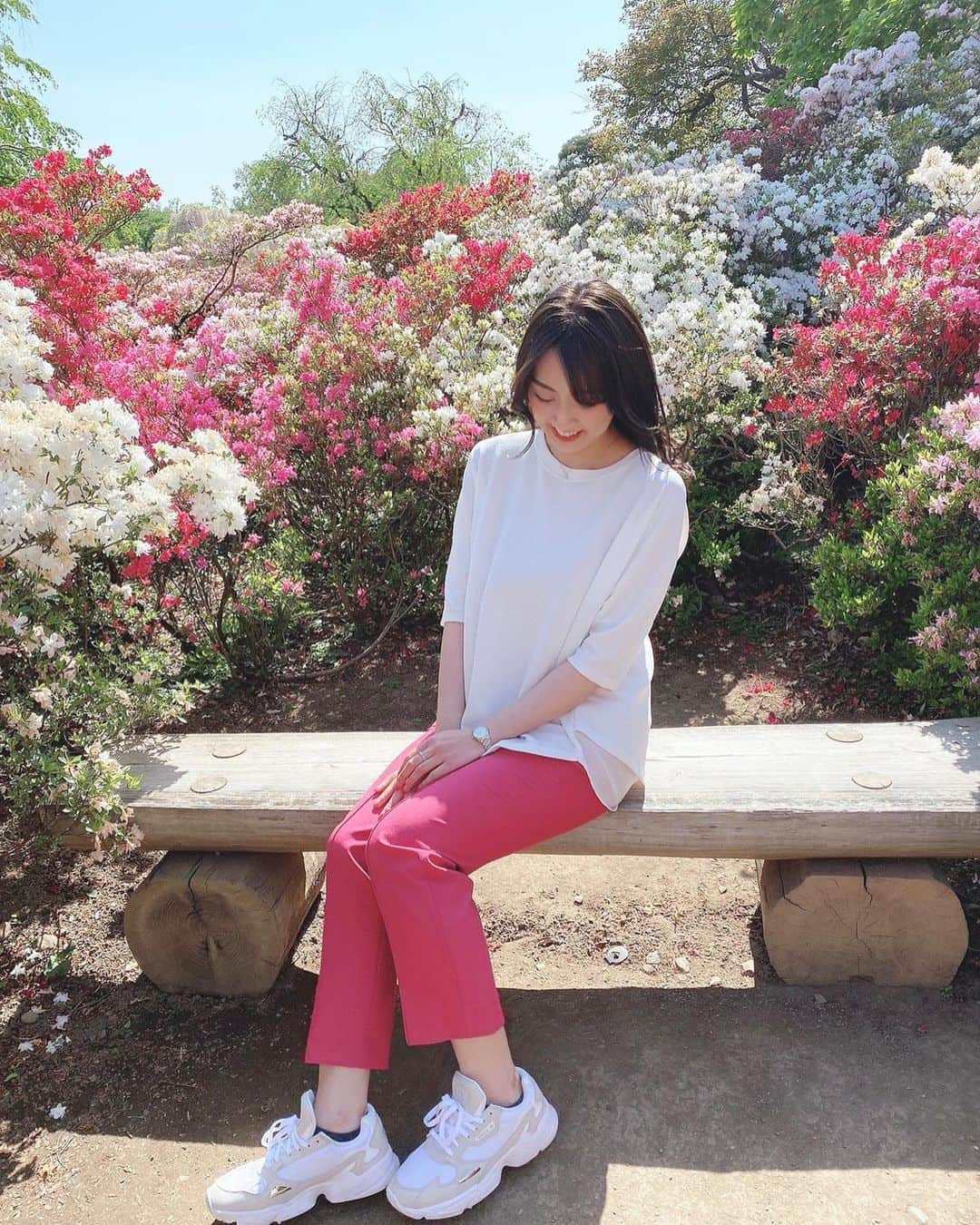 吉田有希さんのインスタグラム写真 - (吉田有希Instagram)「癒された〜🥰🌸 写真の時だけマスク外してます😷 #flowerpark #withmysister #holiday #時差投稿」4月27日 20時32分 - yuuki329_h