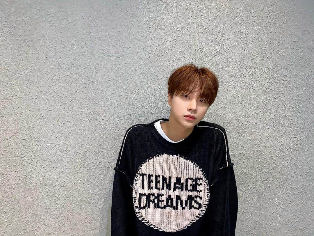 JAY（キム・ジンファン）さんのインスタグラム写真 - (JAY（キム・ジンファン）Instagram)「teenage?🥲」4月28日 16時11分 - gnani_____