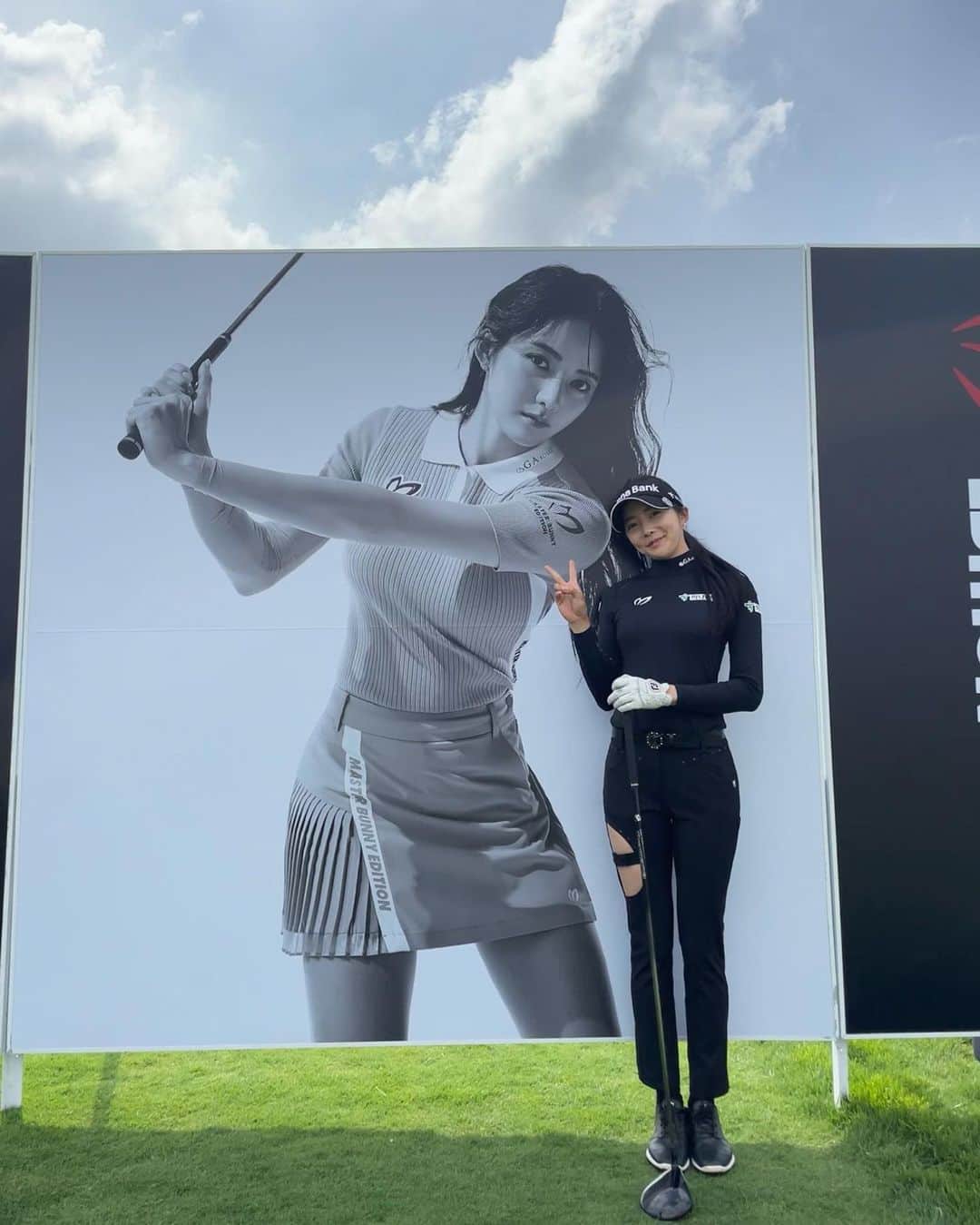 チョン・ジユのインスタグラム：「반갑지유✌🏽 #크리스에프앤씨 #klpga챔피언십  #마스터바니에디션」