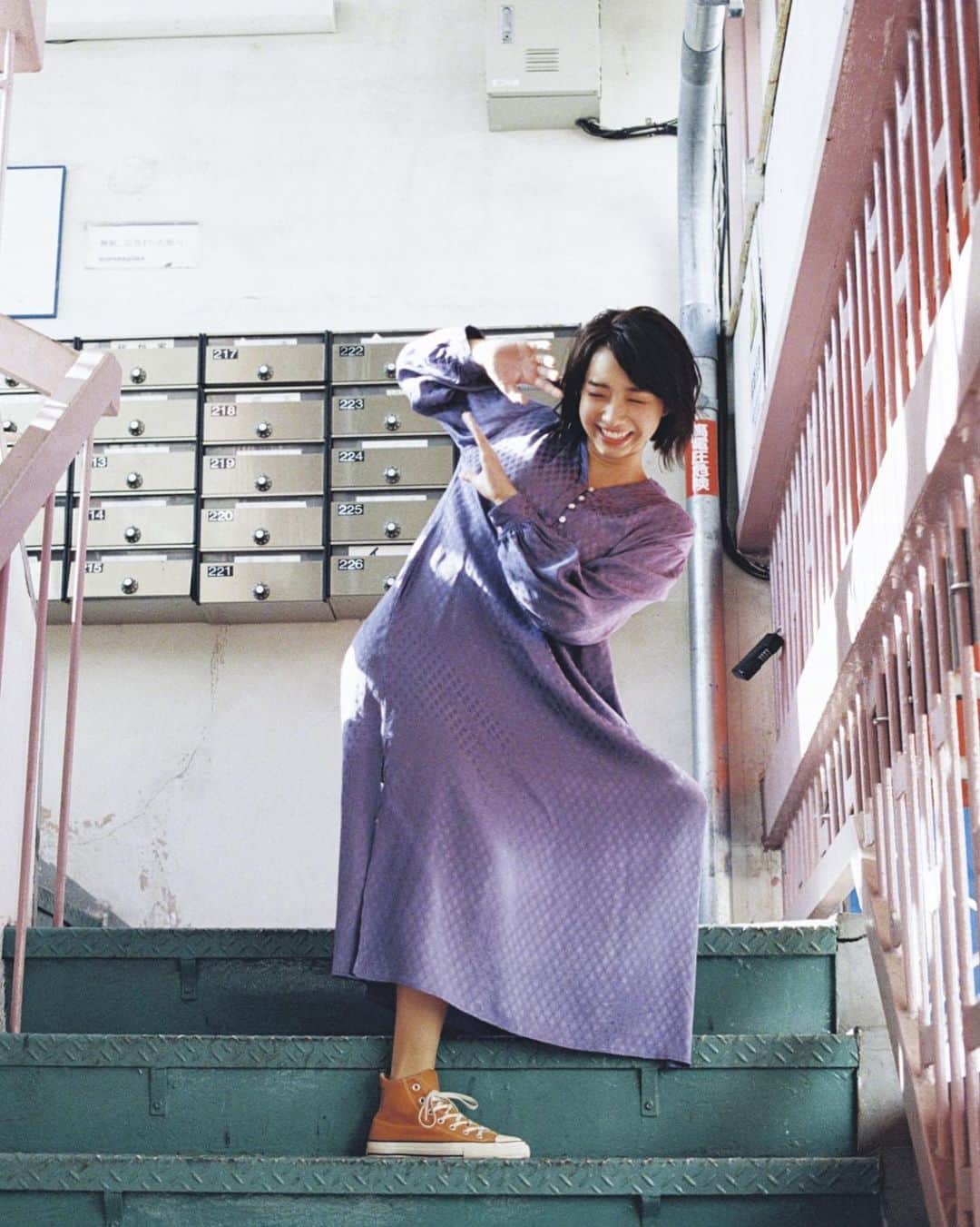 坂ノ上茜さんのインスタグラム写真 - (坂ノ上茜Instagram)「お知らせ BS日テレ バカリズムの大人のたしなみズム 出演しています！ 横丁の楽しみ方を教えて頂きました〜 明日、29日21時放送☺︎  #バカリズムの大人のたしなみズム #写真はいつかの」4月28日 15時46分 - sakanoueakane