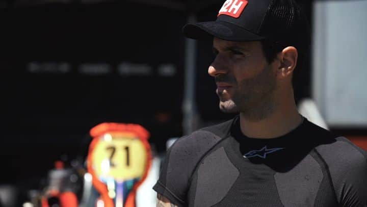 ハイメ・アルグエルスアリのインスタグラム：「The Art of Karting.  Video by @julianfarinaph  @marcosmariani  Music by @squire.music Colibrí (last song of the Album) unreleased  @crgfactory @elclubdelas2horas_metodoajram」