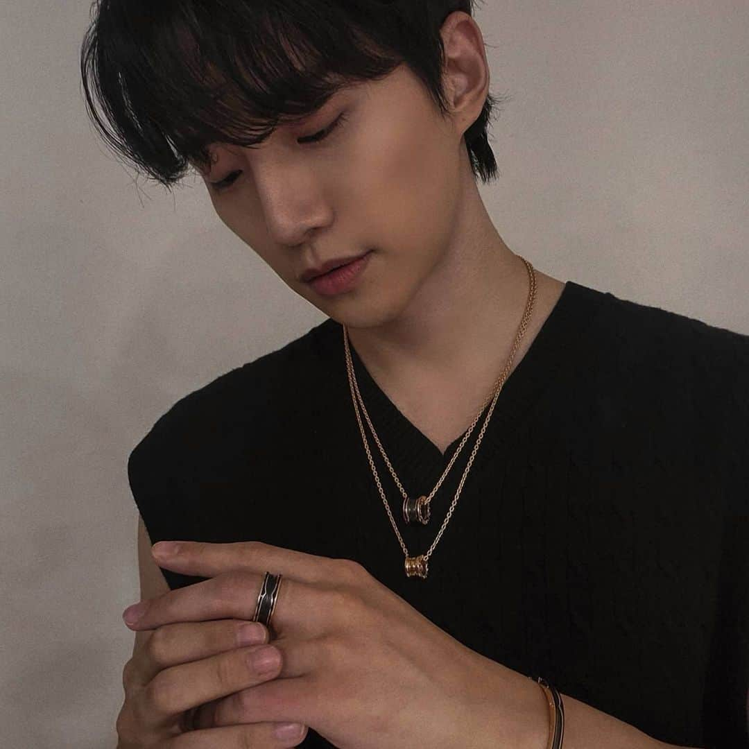 ジュノ さんのインスタグラム写真 - (ジュノ Instagram)「#ad #Bvlgari #BvlgariJewelry #Bzero1」4月28日 18時11分 - le2jh