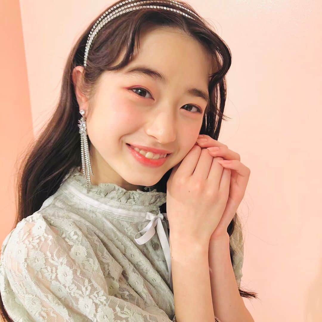 ニコ☆プチのインスタグラム：「🌙  うれしそ~~なアヤナ🐶❤︎  #葛西杏也菜 #バースデーガール👸」