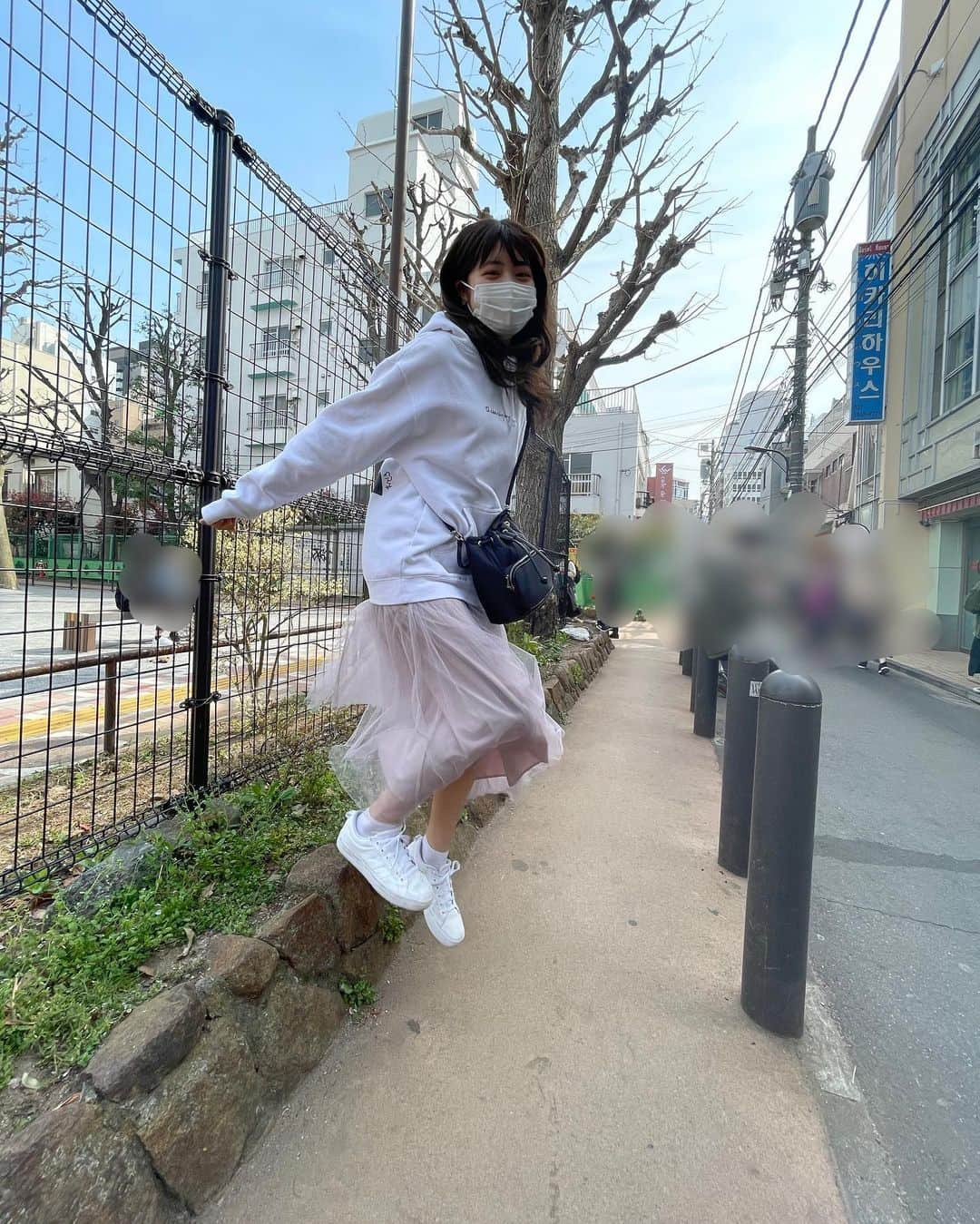 吉田莉桜さんのインスタグラム写真 - (吉田莉桜Instagram)「告知  4/28（水）23:56〜放送 TBS『よるのブランチ』 注目コーナー『東京韓流デート』に出演致します！ ・ さて、今回はどうなるのかな。。🙄💭 沢山キュンキュンして下さいね♪ ・ 皆様、是非ご覧下さい。 ・ 2.3枚目は空き時間に遊びました😂 #よるのブランチ #東京韓流デート #吉田莉桜」4月28日 20時25分 - yoshida_rio_official