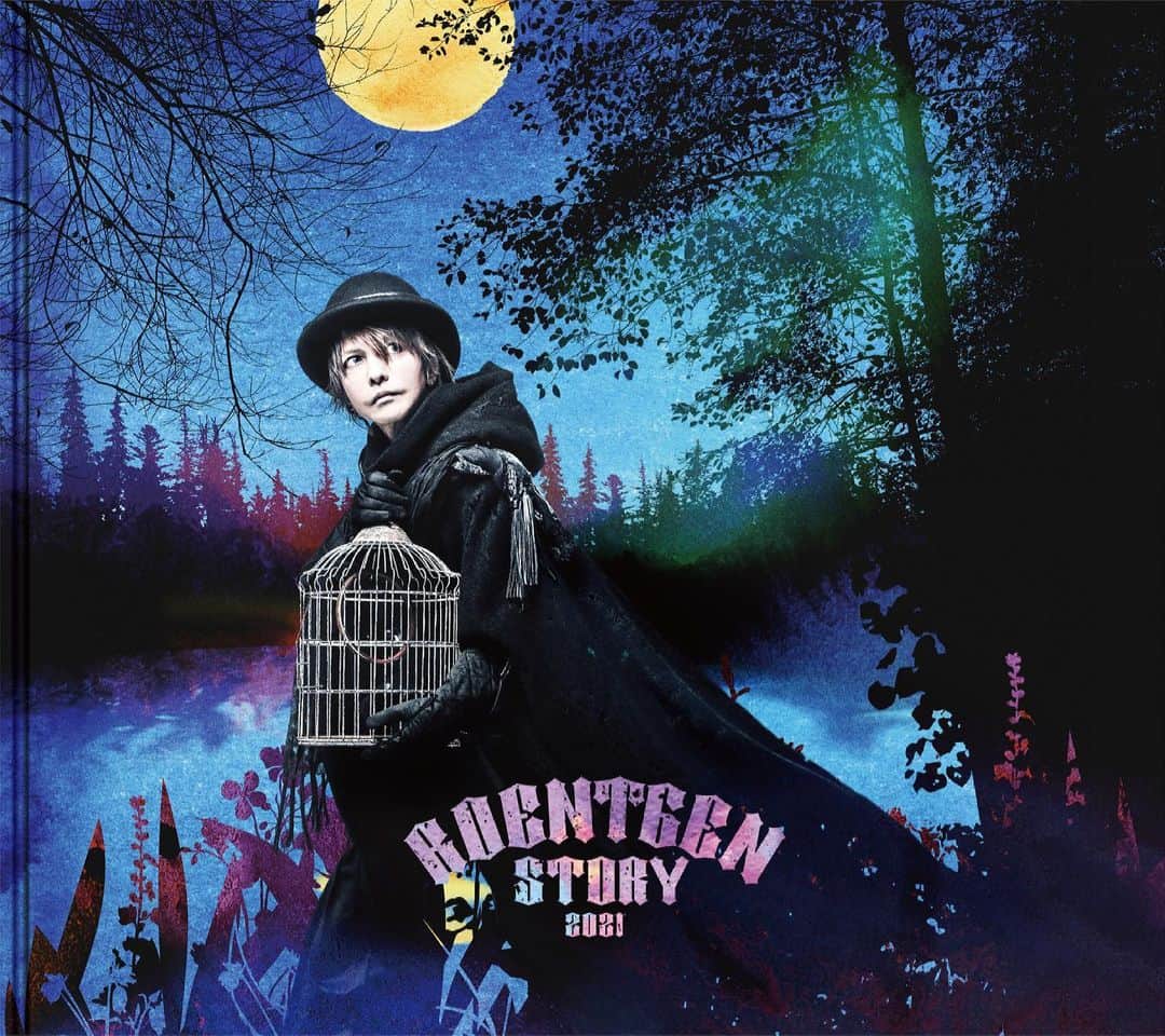 Hydeのインスタグラム：「20th Orchestra Tour HYDE ROENTGEN 2021 ROENTGEN STORY EHON PAMPHLET  #HYDE #ROENTGEN2021 #ROENTGENSTORY #picturebook」