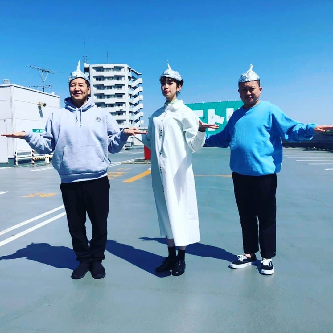 長田庄平のインスタグラム：「電波ッパ🛸  #有吉の壁  #佐藤栞里 #チョコレートプラネット #UFO」