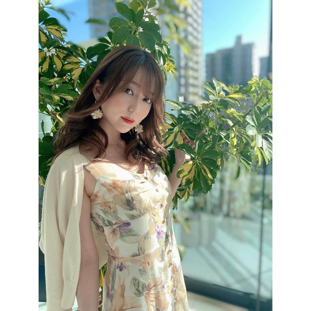 堀尾実咲のインスタグラム：「私事ですが 本日28歳になりました👶✨  歳を重ねるごとに魅力が増していくような素敵な女性を目指してこれからも頑張ります🤍  28歳のみさめろにも めろめろでよろしく👼💋  #mybirthday」