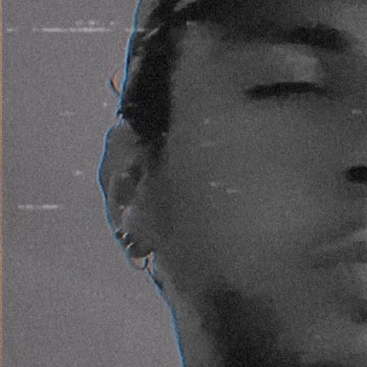 フェイスのインスタグラム：「🎹🧘‍♂️」