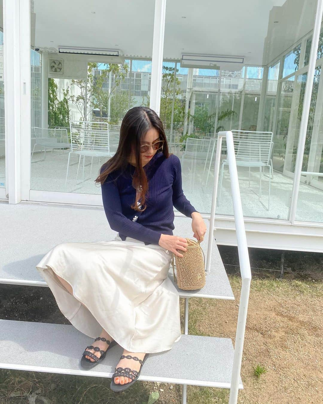 大見謝葉月さんのインスタグラム写真 - (大見謝葉月Instagram)「おようふく🌿 cardigan @chesty_official  skirt @milaowen_official  bag @anteprimaofficial   #ootd #chesty #milaowen #anteprima #totheseahawaii #hermes」4月29日 19時51分 - h_a_z_k_i