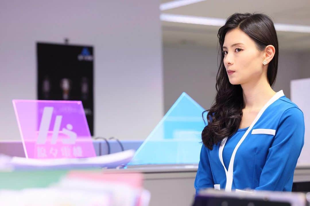 朝見心のインスタグラム：「(∵)﻿ ﻿ いよいよ今夜！﻿ クロシンリ第1章、後編です！﻿ 村上くんと恭子さんは一体どうなるのか…﻿ ﻿ 効果音や編集がポップで可愛いです☺︎﻿ ﻿ 心理学もガッツリ学んで﻿ ストーリーもお楽しみください＼(∵)／﻿ ﻿ ‪【出演情報】ドラマ‬﻿ ‪関西テレビ『クロシンリ』‬﻿ - 彼女が教える禁断の心理術 - ﻿ ﻿ ‪2021年4月29日(木)﻿ 深夜0:25〜0:55‬﻿ ﻿ ﻿ 主演﻿ 久保史緒里(乃木坂４６)﻿ ﻿ キャスト:第1章﻿ 田中俊介﻿ 朝見心﻿ 佐藤太一郎﻿ 岩部彰（ミサイルマン）﻿ 杉森大祐﻿ 山根翔大  など﻿ ﻿ ‪﻿ ‪関西の皆様、是非ご覧ください＼(∵)／‬﻿ ﻿ 関テレの放送後、BSフジでも﻿ 5月1日(土)　深夜0：30～1：00　から﻿ 放送予定です！﻿  ﻿ 関西テレビが映らない地域の皆様は﻿ BSフジでご覧ください♫﻿ ﻿ ﻿ お楽しみに！！！﻿ ﻿ ﻿ ﻿ ‪https://www.ktv.jp/kuroshinri/story/01/‬﻿ ﻿ ﻿ #クロシンリ﻿ #撮影の時だけフェイスシールド外してます」