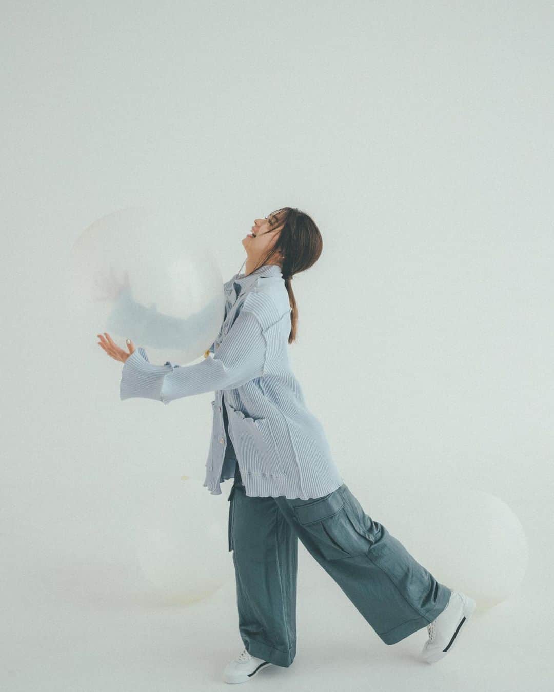足立佳奈さんのインスタグラム写真 - (足立佳奈Instagram)「ただただ遊んじゃってた ☺︎☺︎  #zozoshoes #zozotown  #onitsukatiger」4月29日 21時02分 - kana1014lm