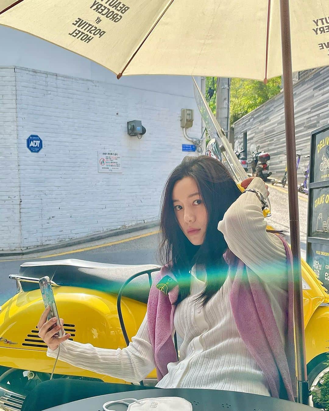 のインスタグラム：「테라스 너무 그리웠어💛」