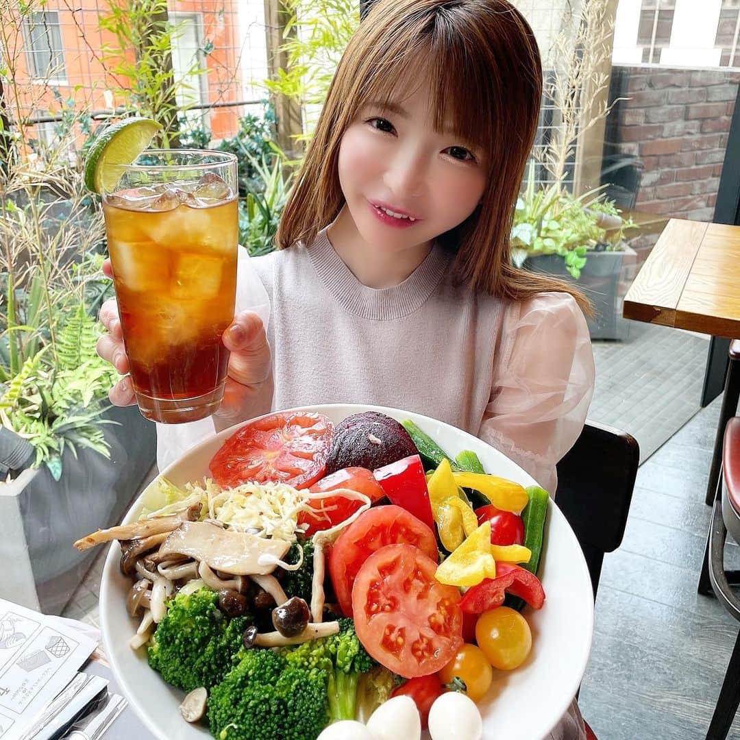 もえのあずきさんのインスタグラム写真 - (もえのあずきInstagram)「シュラスコ💓💓 #シュラスコ#お肉#お肉食べ放題#食べ放題#大食い#もえあず #マテ茶#おしゃれランチ#お肉ランチ#サラダビュッフェ #大食いアイドル#大食い女子」4月29日 19時26分 - moeazukitty