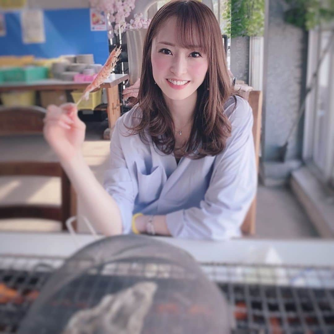 梅本静香のインスタグラム：「アウトレットと浜焼き食べた日🐟💓﻿ ﻿ 魚見るととにかく釣りがしたい。笑﻿ ﻿ #木更津アウトレット #年々肉派から魚派に」