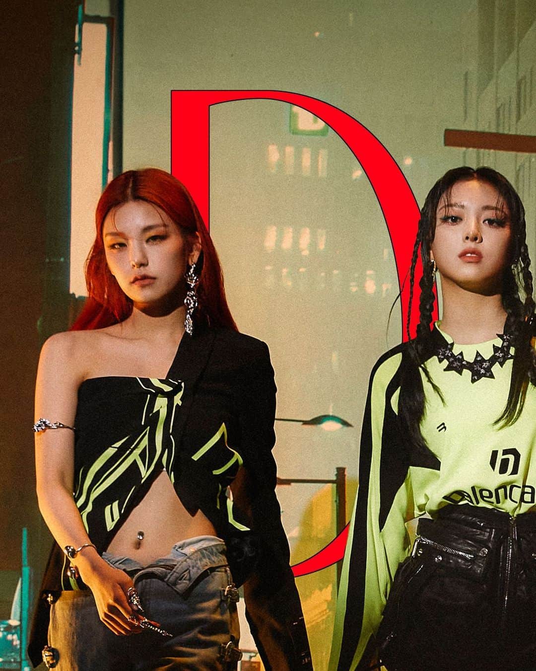 ITZYさんのインスタグラム写真 - (ITZYInstagram)「ITZY <GUESS WHO> D-DAY POSTER  📍 TITLE TRACK "마.피.아. In the morning"  🎧 RELEASE 2021.04.30 FRI 1PM (KST) | 0AM (EST) https://orcd.co/guesswho  #ITZY #있지 @itzy.all.in.us #MIDZY #믿지 #GUESSWHO #ITZY_GUESSWHO #마피아_Inthemorning」4月30日 0時01分 - itzy.all.in.us