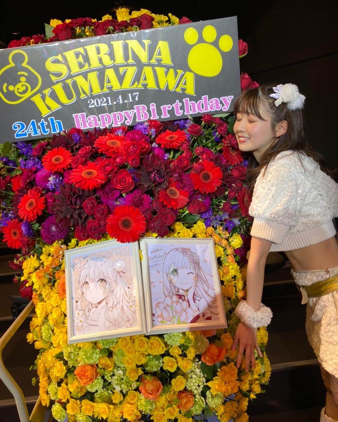 熊沢世莉奈さんのインスタグラム写真 - (熊沢世莉奈Instagram)「﻿ 生誕祭ありがとうございました！！！﻿ ﻿ なんか今年はいつも以上に感謝の気持ちでいっぱいな生誕祭になりました🥰🙏﻿ ﻿ みんな大好きだよ♡﻿ これからもよろしくお願いします🙇🏻‍♀️﻿ ﻿ #フラワースタンド」5月1日 0時02分 - kuma_0417