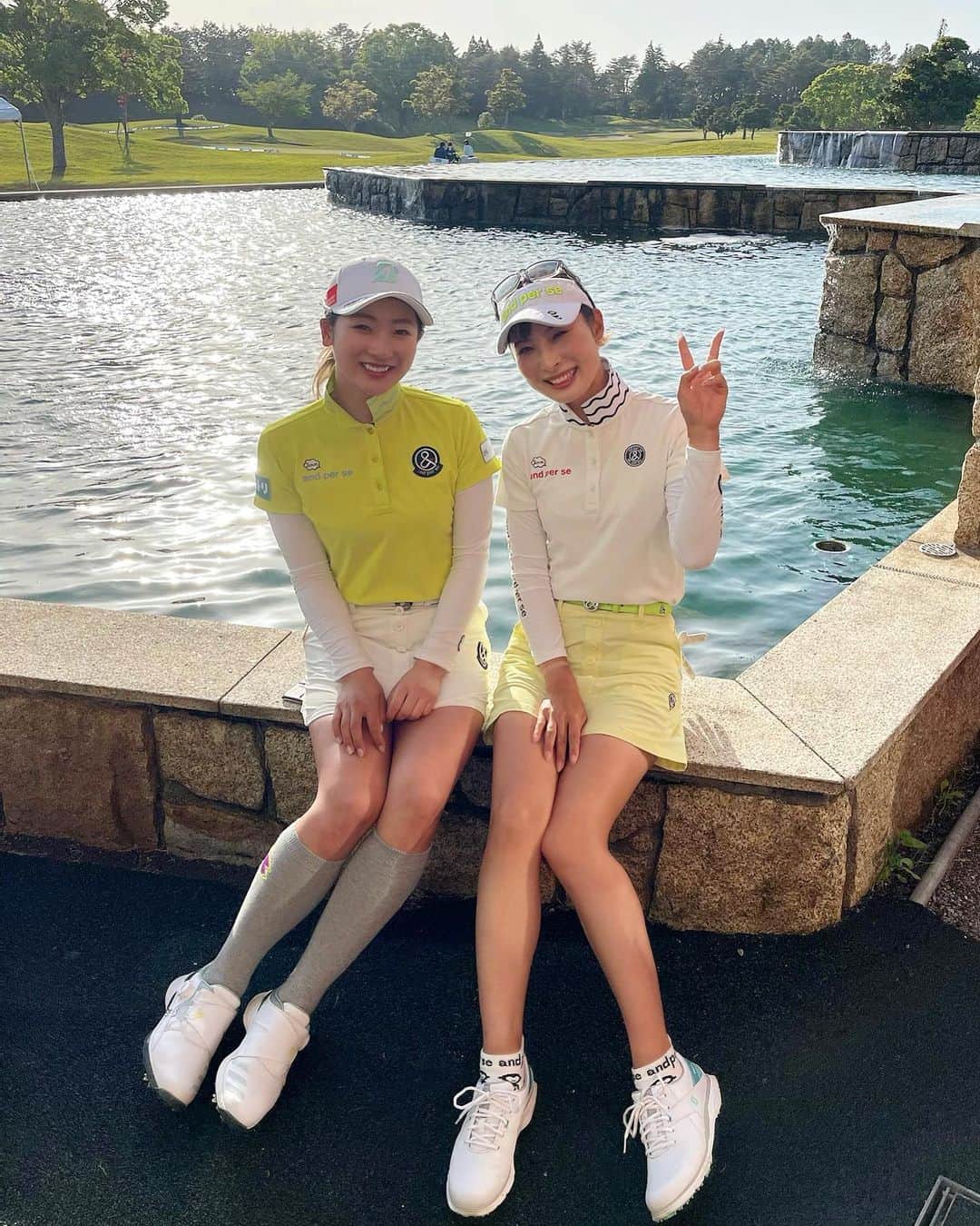 鶴岡果恋のインスタグラム：「. 初の鈴英さんとペアリング一緒でした🌷  andperseのウェアで 上下色違いの双子コーデしました☺︎  #andperse #Panasonic #jlpga #れいさんが美しかった☺︎♡」