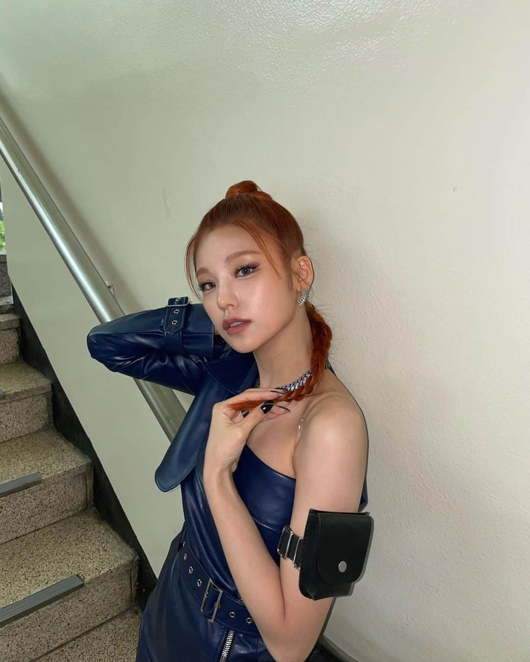 ITZYさんのインスタグラム写真 - (ITZYInstagram)「마.피.아. In the morning🖤」4月30日 19時14分 - itzy.all.in.us