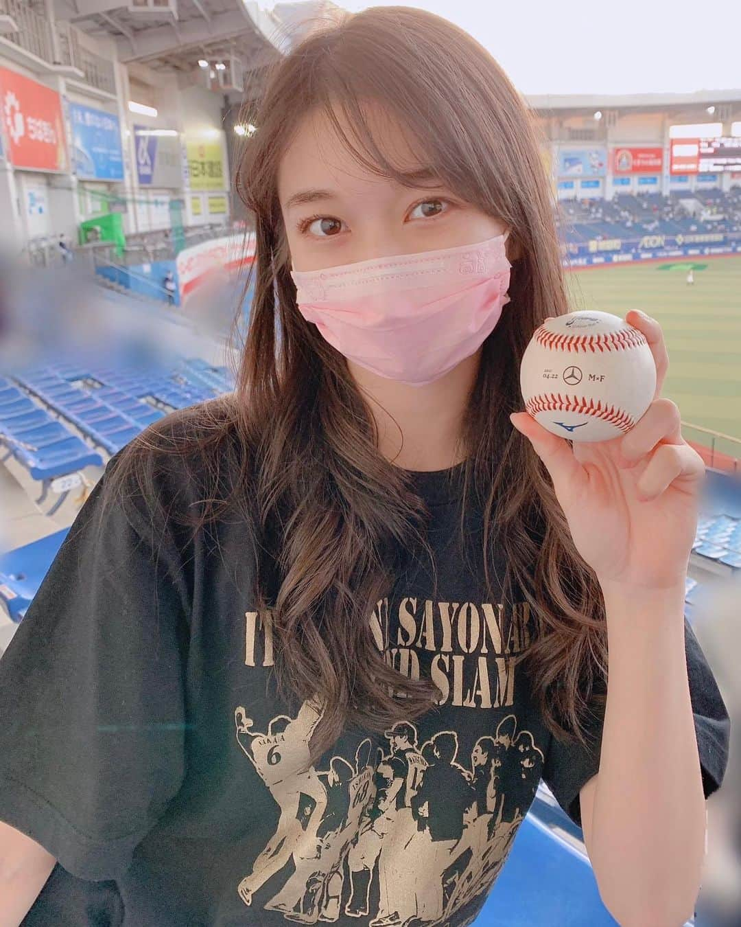 牧野真莉愛さんのインスタグラム写真 - (牧野真莉愛Instagram)「♡ ♡ ✨『めざましどようび』✨ フジテレビさん⏰5月1日(土)6:00～8:30 【スポーツ】 話題！ホームランボールをキャッチのモー娘。を直撃取材 🎀 ぜひご覧ください💕💕💕 ※生放送につき放送内容が変更になる可能性があります ♡ ♡  #フジテレビ さん #めざましテレビ #めざましどようび #lovefighters ❤ #モーニング娘21 #morningmusume21 #牧野真莉愛」4月30日 22時43分 - maria_makino.official