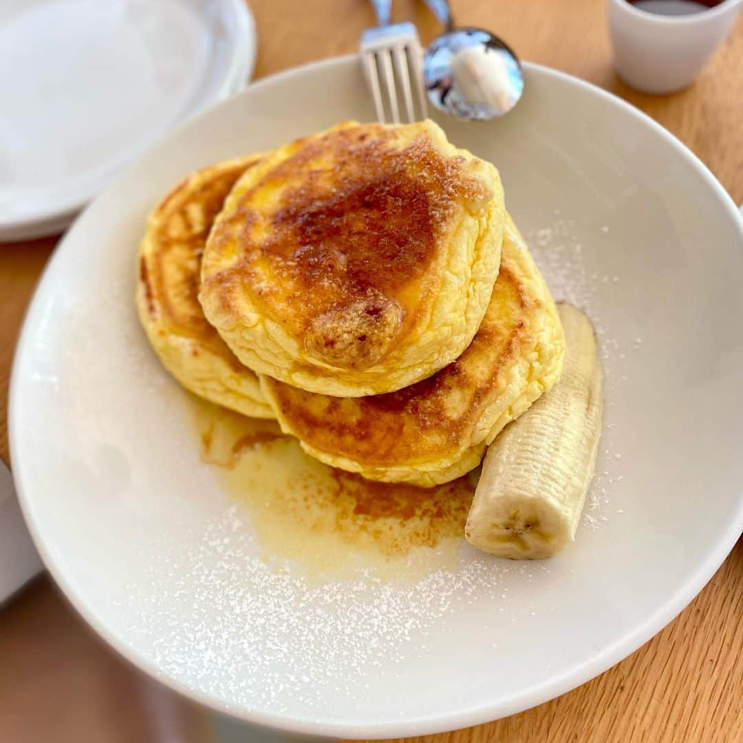 天木じゅんさんのインスタグラム写真 - (天木じゅんInstagram)「. . 先日ふみ奈と @billsjapan 🧡 ricotta pancake🥞 やっぱりたまらなく美味しい/// 世界一の朝食と呼ばれているプレートも 昔から大好き🤤🤤🤤 . . #bills #リコッタパンケーキ」5月1日 10時36分 - jun.amaki