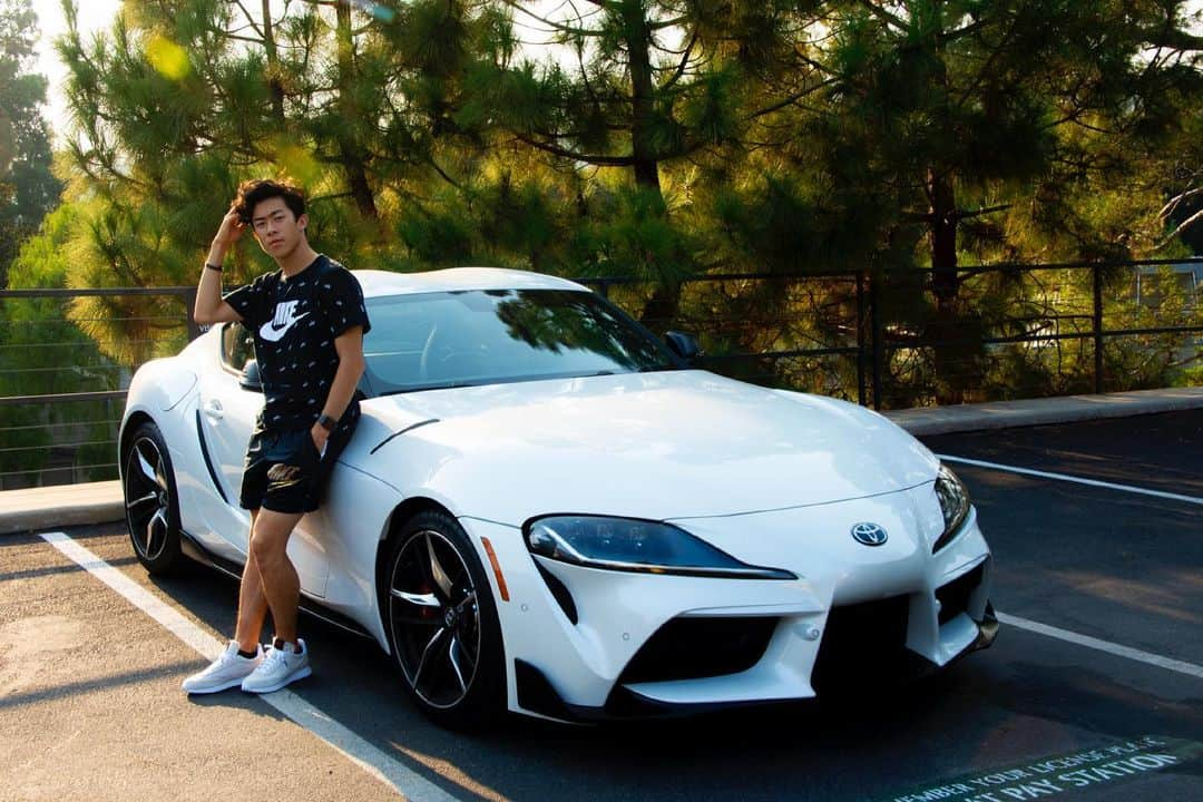 ネイサン・チェンさんのインスタグラム写真 - (ネイサン・チェンInstagram)「enjoying the California sun with the coolest @teamtoyota mobile #LetsGoPlaces☀️」5月1日 8時15分 - nathanwchen