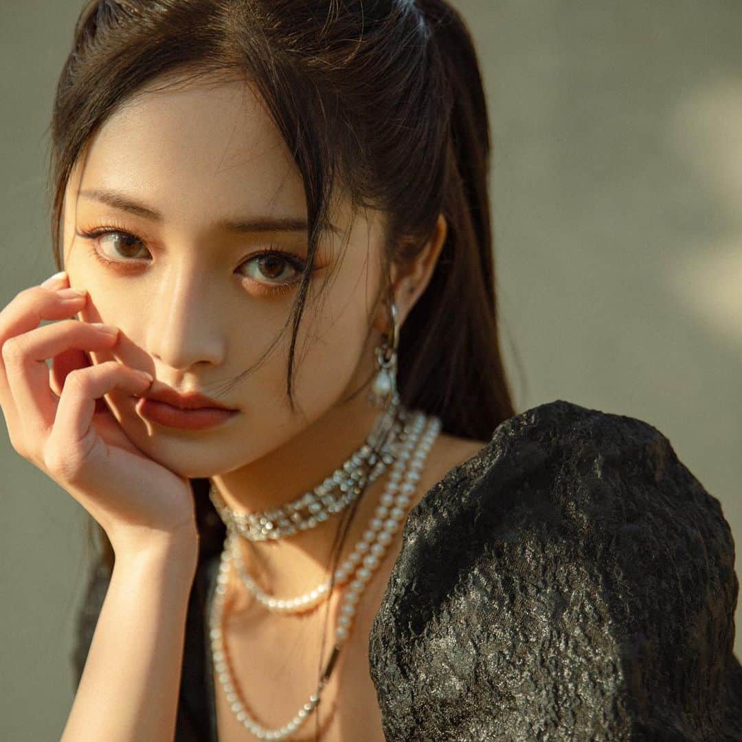 星來のインスタグラム：「外国人×国宝級美人。 #外国人 #国宝級美人 #美しい #いいね返し #インスタ映え #instagood #instalike #f4f #l4l #likeforlikes #likeforfollow #いいねした人全員フォローする #お洒落さんと繋がりたい #美男美女と繋がりたい」