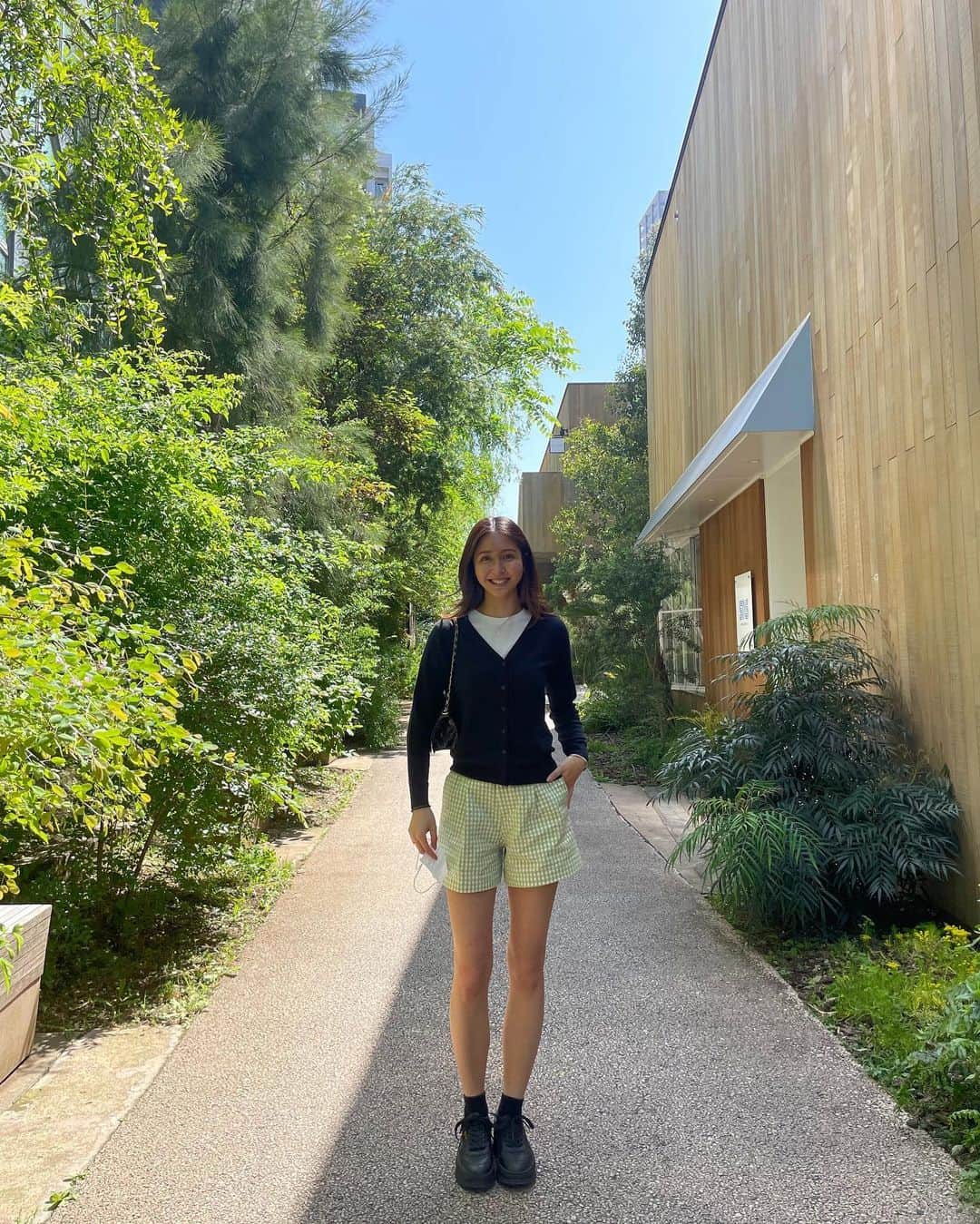 季葉のインスタグラム：「🌞🍃🌳 can’t wait for summer!!  いつもスタテニをご覧いただきありがとうございます🤍 登録者数が8万人になりました！㊗️ たくさんの方に見ていただけて本当に嬉しいです😌 これからもよろしくお願いします✨  #ootd#StarTenniaAcademy#スタテニ#youtube」