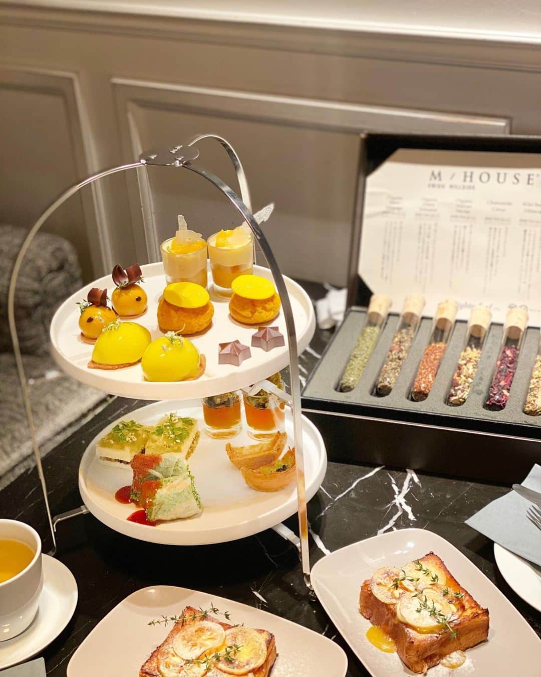 小川ももえのグルメインスタ