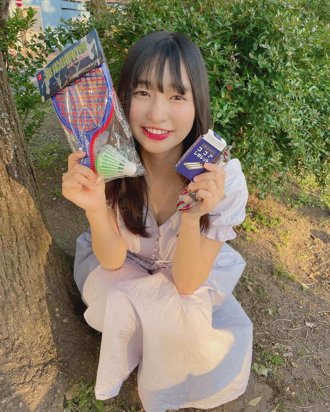 我妻ゆりかさんのインスタグラム写真 - (我妻ゆりかInstagram)「ノリで駄菓子屋行って1人100円以内で選んで、百均で遊ぶもの買って公園に行った!!楽しいデートでした!!🥰♡  (@_hataharuka_ )」5月1日 19時41分 - wagatsuma_yurika