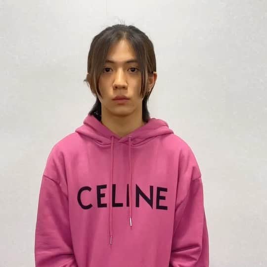 のインスタグラム：「. #FAKEMOTION -THE SUPER STAGE-  明日5/2(日)18:00公演の日替わりゲスト🏓 #田中洸希 さんからコメント動画です🎥✨  無観客配信となりますが、ぜひご自宅で #フェクステ生配信 をお楽しみください💫 🎥https://www.fakemotion.jp/stage/streaming/  ※この動画は、公演中止前に撮影したものです。  #フェクモ #フェクステ」