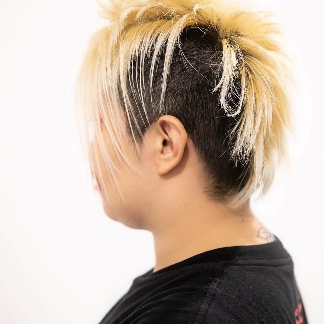 刀羅ナツコさんのインスタグラム写真 - (刀羅ナツコInstagram)「Hair style. . . #stardomwrestling #oedotai  #大江戸隊 #natsukotora #刀羅ナツコ #hairstyle」5月1日 13時58分 - stardom_natsuko