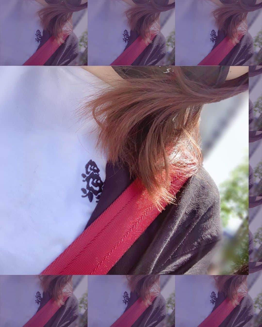 譜久村聖さんのインスタグラム写真 - (譜久村聖Instagram)「黒バラTシャツ合わせて  バッグを赤バラ ブーツ青バラのつもりで  いっぱいお花が咲きそうなコーディネートにしました😏✨  #しふくむら #morningmusume21 #モーニング娘21 #譜久村聖 #UNIQLO #コラボT #あつ森 #黒バラ #育てるの大変なんだよ」5月1日 20時10分 - mizuki_fukumura.official
