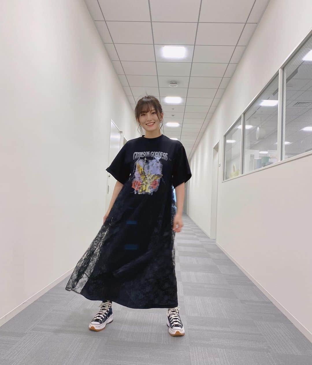 山本彩さんのインスタグラム写真 山本彩instagram 今日のわたし 2枚目の左端に大阪城がチラリ Fashion Dailylook Jouetie Converse ワンピース 山本彩 5月1日 時17分 Sayaka 714